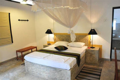 Waters Edge, Anuradhapura Villa Екстериор снимка