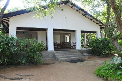 Waters Edge, Anuradhapura Villa Екстериор снимка