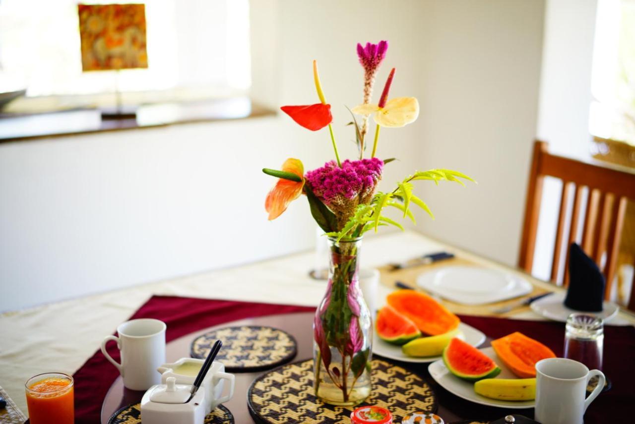 Waters Edge, Anuradhapura Villa Екстериор снимка
