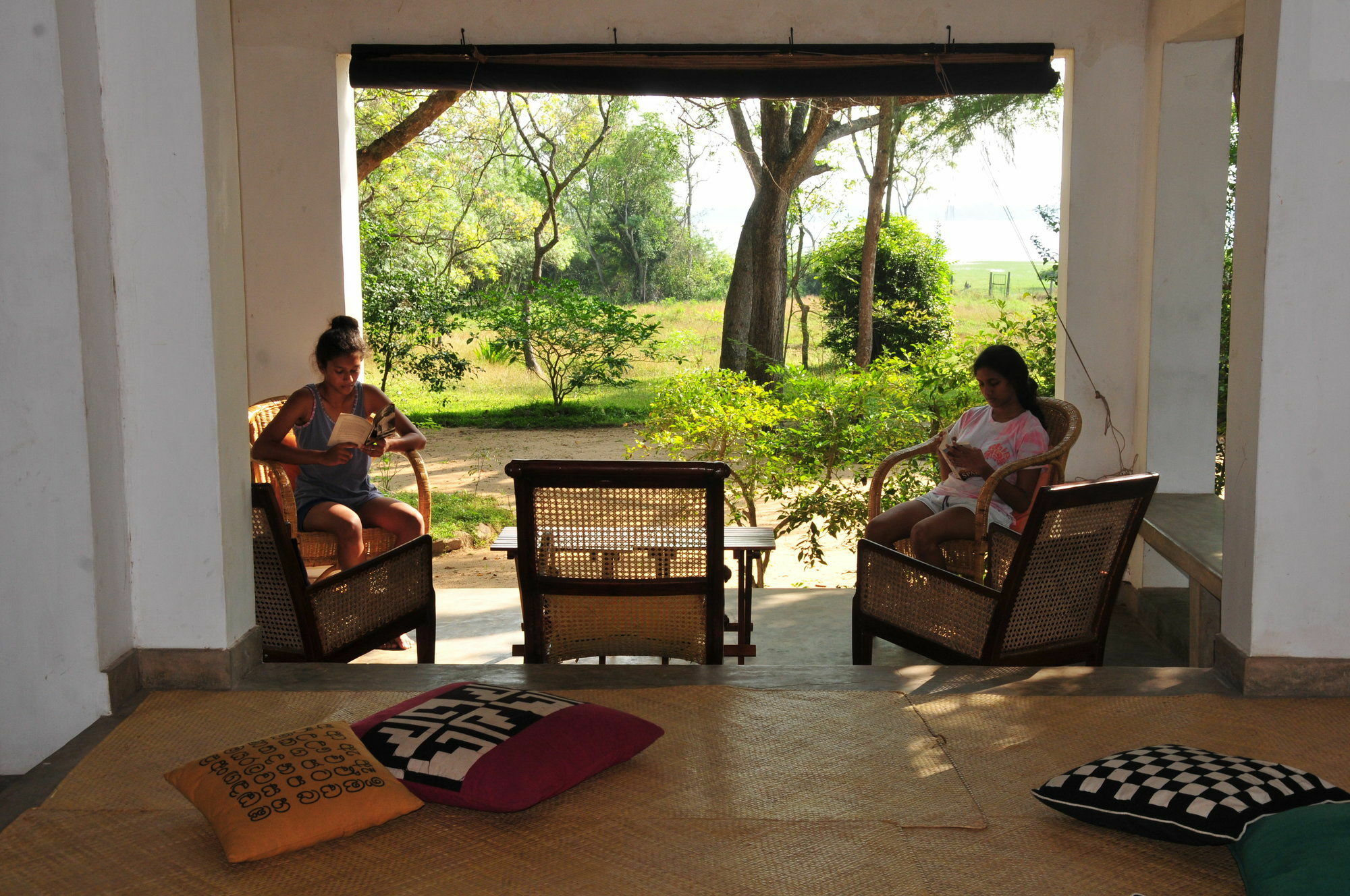 Waters Edge, Anuradhapura Villa Екстериор снимка